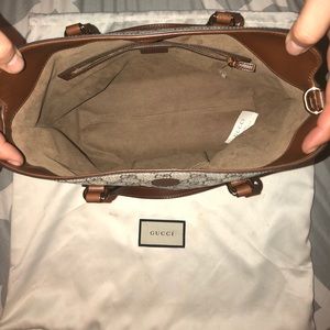 Authentic Gucci Tote Bag GG Supreme
